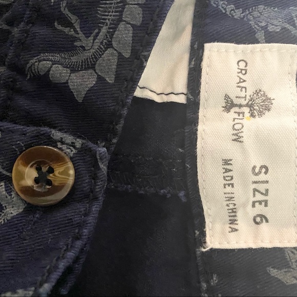 Craft and Flow | Dino shorts Boys Size 6 - Picture 3 of 5